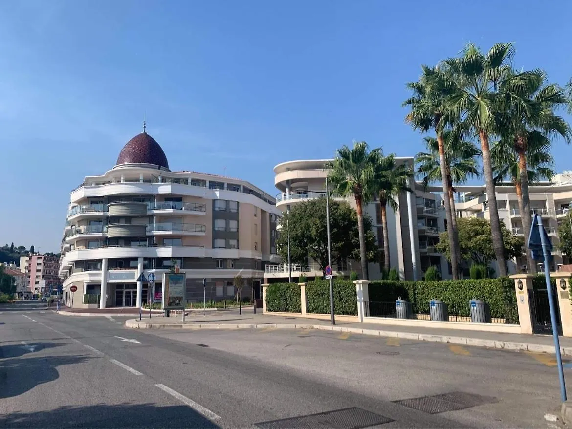 Apartment New Appartement With 2 Bedrooms In A New Building Cagnes-sur-Mer
